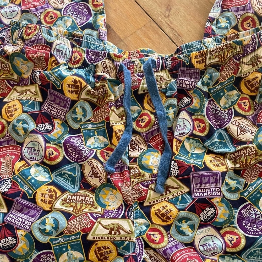 Disney Parks Lounge Pajama Pants All Over Print Souvenir Travel Theme - Picture 4 of 5